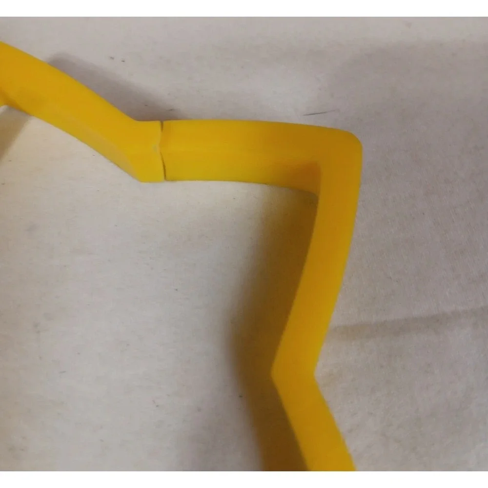 Christmas Cookie Cutters Plastic‎ Lot Of 9 READ